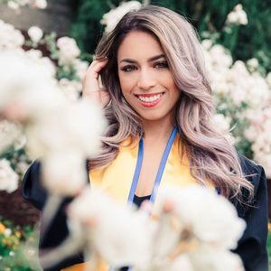 Meet your Posher, Julia